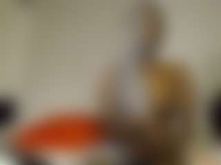 Bella's Live Sex Cam Show