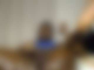 Bella's Live Sex Cam Show