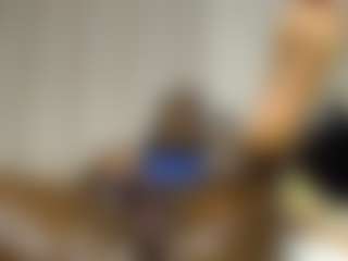 Bella's Live Sex Cam Show