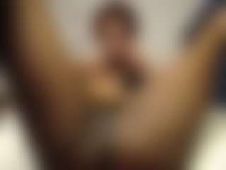 Live cam show with Bella - Full Nudity on crypto-cams