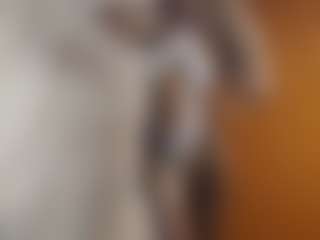 Bella's Live Sex Cam Show