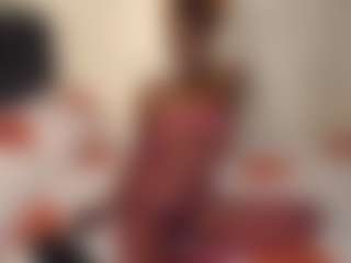 Bella's Live Sex Cam Show