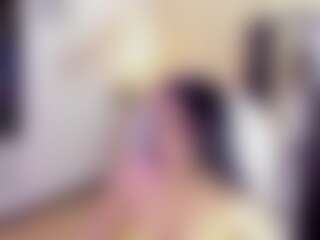 Isabel-Saenzz's Live Sex Cam Show