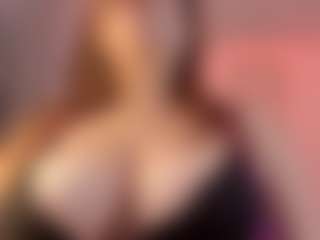 Milf Victoria's Live Sex Cam Show