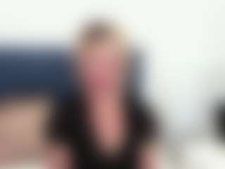 MarieDesire's Live Sex Cam Show