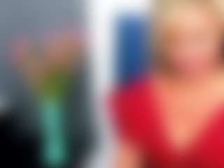 Live cam show with MarieDesire - Femdom on Livezox
