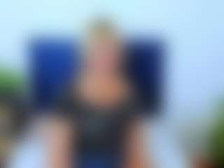 Live cam show with MarieDesire - Granny on Camversity