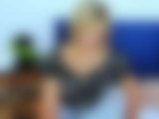 Live cam show with MarieDesire - Trimmed Granny on Mixed Magazine Live