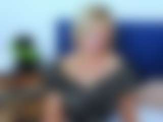 MarieDesire's Live Sex Cam Show