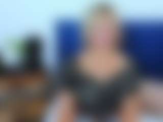 Live cam show with MarieDesire - Blonde Hair Middle Aged on Milfs Live