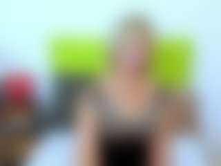MarieDesire's Live Sex Cam Show