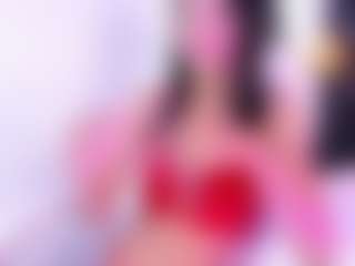 Live cam show with LinaGlam - Nipple Piercings on StripNow