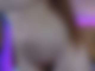 Live cam show with OneLaya - Swallow on pussylord.com