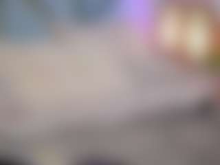 Live cam show with OneLaya - Green Eyes on Free Soda