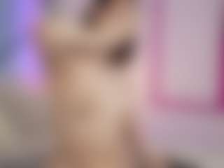 Live cam show with OneLaya - Moaning on Free Soda