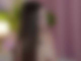 Live cam show with OneLaya - Cute on CamClone