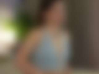 Live cam show with OneLaya - Green Eyes on Camming Site