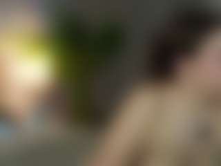 Live cam show with OneLaya - Green Eyes on intimatelivegirls.com