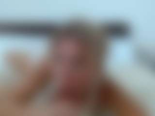 Laura Bentley's Live Sex Cam Show