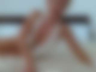 Laura Bentley's Live Sex Cam Show