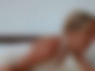 Laura Bentley's Live Sex Cam Show