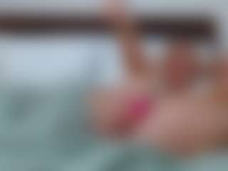 Laura Bentley's Live Sex Cam Show