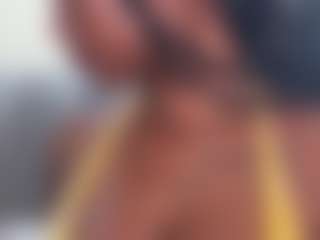 LieonEss's Live Sex Cam Show