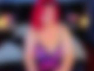 Live cam show with BettyDark - Lesbian on Instabang
