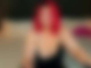 Live cam show with BettyDark - Nature on 1on1-livenow