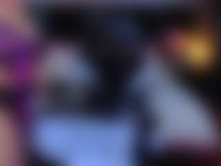 Live cam show with BettyDark - Nature on makecum.org