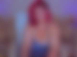 Live cam show with BettyDark - Average on Camsoda