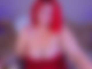 Live cam show with BettyDark - Lesbian on Chatstar