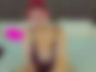 Live cam show with BettyDark - Bedroom Red Hair on Chatstar