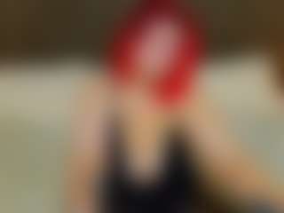 Live cam show with BettyDark - Red Hair on Dare Cams