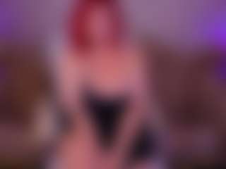 Live cam show with BettyDark - Lesbian on Camsoda