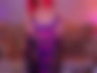 Live cam show with BettyDark - Tittyfuck on Free Soda