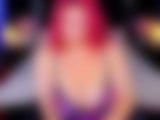 Live cam show with BettyDark - Lesbian on Camsoda