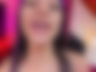 Live cam show with sofii-carter - Little on Camsoda