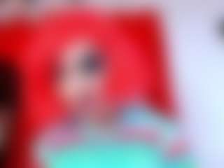 Live cam show with sofii-carter - Little on Milfs Live