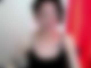 Camelia Saenz's Live Sex Cam Show