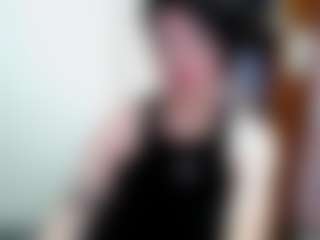 Camelia Saenz's Live Sex Cam Show
