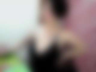 Live cam show with Camelia Saenz - Natural on Uber Horny