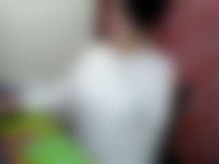Live cam show with Camelia Saenz - Normal on Cam Slut