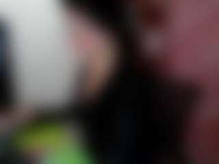 Camelia Saenz's Live Sex Cam Show