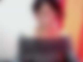 Live cam show with Camelia Saenz - Cute on Mixed Magazine Live