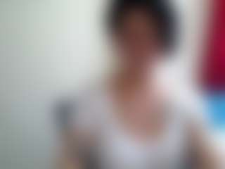 Live cam show with Camelia Saenz - Shaved on Gym Cam Girls