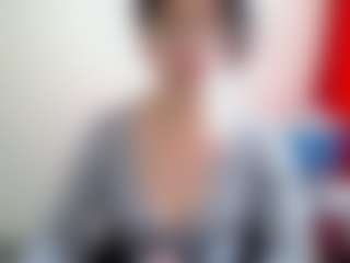 Live cam show with Camelia Saenz - Shaved on madthumbs
