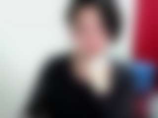Camelia Saenz's Live Sex Cam Show