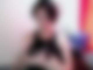 Live cam show with Camelia Saenz - Solo on Instabang