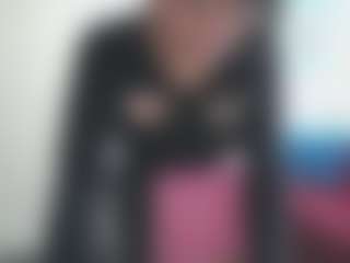 Camelia Saenz's Live Sex Cam Show